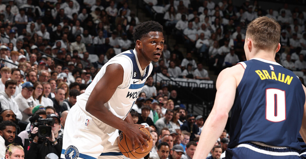  爱德华兹当选周最佳球员，森林狼终结快船连胜  