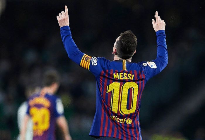  意甲金靴争夺白热化，三大射手同登榜首  