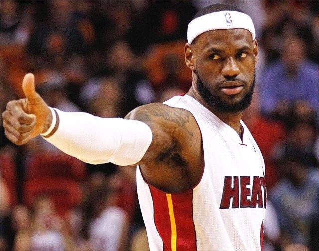  凯恩肌肉拉伤无缘北伦敦德比  