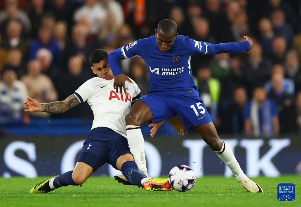  帕尔默手术刀直塞杰克逊破门切尔西客场绝杀热刺